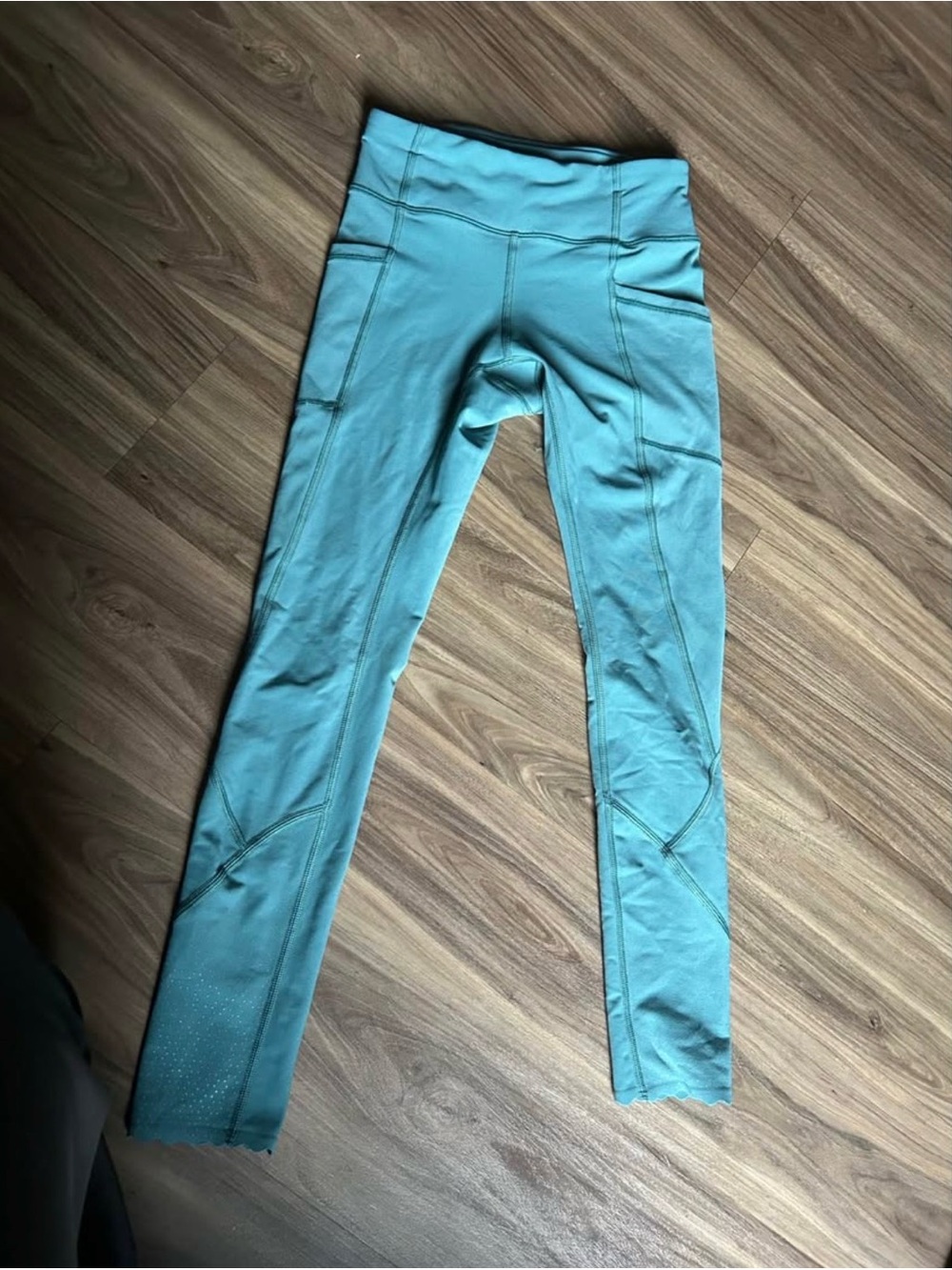 Lululemon Mid-Rise Leggings (Size 2) Tight Stuff Tight- Deep Cove
